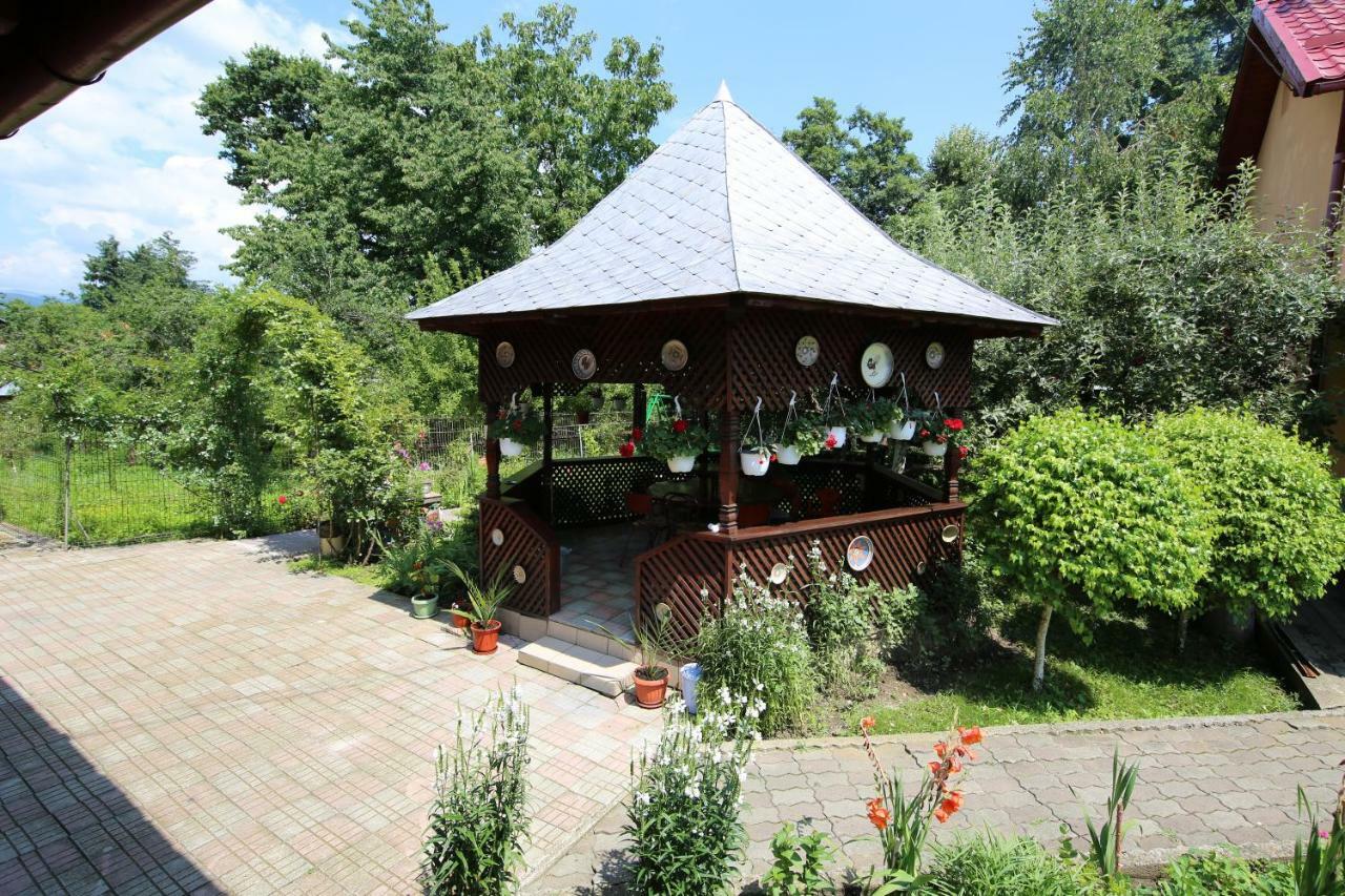 Pensiunea Criveanu Horezu Exterior photo